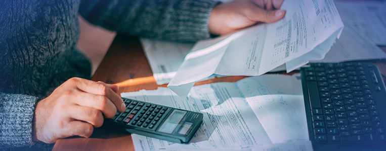 Cálculo de gastos de energia.