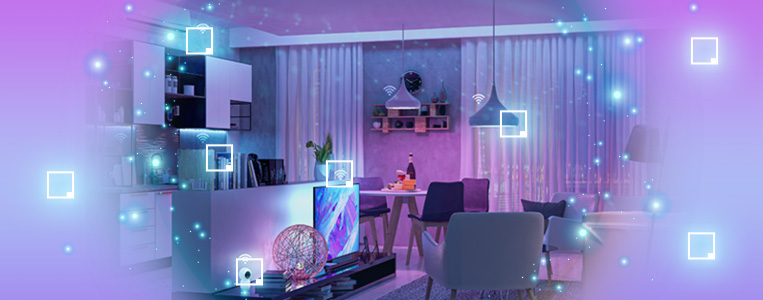 Sala moderna decorada com iluminação suave e iluminação decorativa, ideal para um ambiente confortável e sofisticado, aprimorando o espaço com elementos tecnológicos e de design contemporâneo.